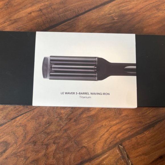 L’ange le waver 3 barrel waving iron. - BRAND NEW, UNUSED.